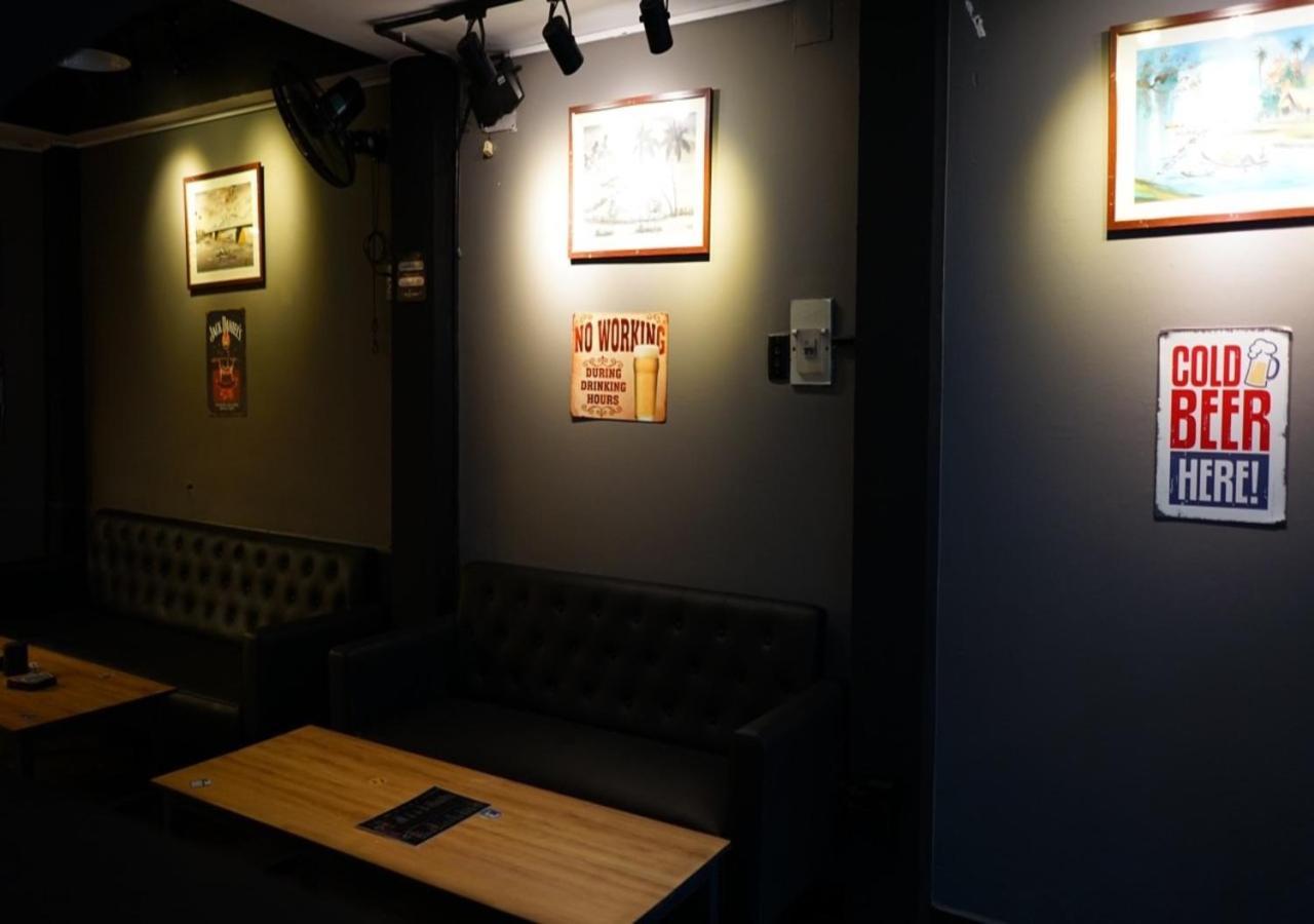 Saigon Hub Hostel Ho Chi Minh City Exterior photo