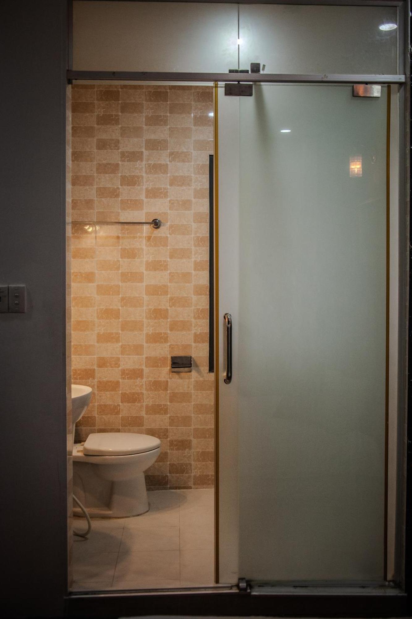 Saigon Hub Hostel Ho Chi Minh City Exterior photo